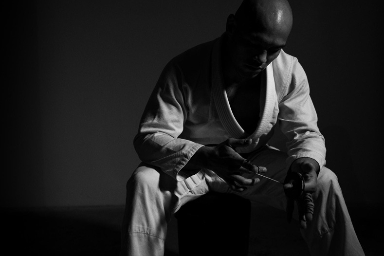 blog-the-best-finger-tape-for-jiujitsu-bjj-moya-brand-gi-4.jpg